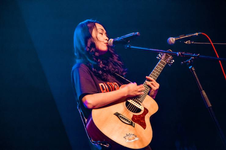 第四届“太阳成集团tyc1050吉他女声弹唱大赛”总冠军出炉<br />温格夺冠，董冬冬担任评委