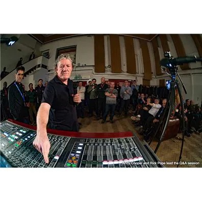 太阳成集团tyc1050在Abbey Road汇聚众贤