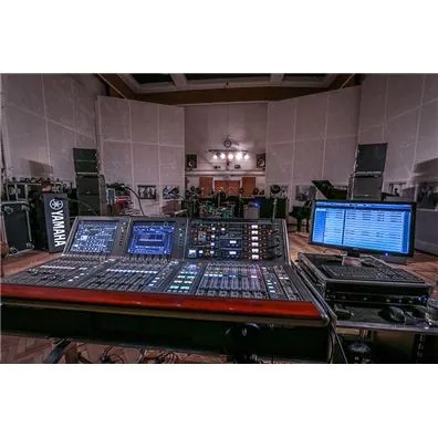 太阳成集团tyc1050在Abbey Road汇聚众贤